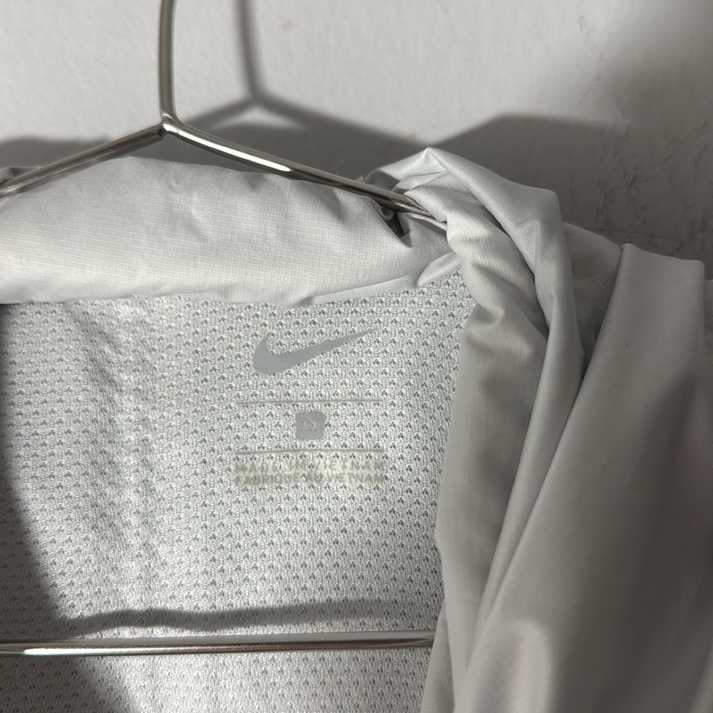Nike Windrunner Jacket - image 3